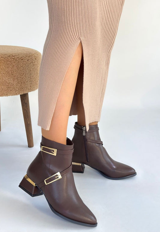 İnay Kahverengi Cilt Topuklu Bot