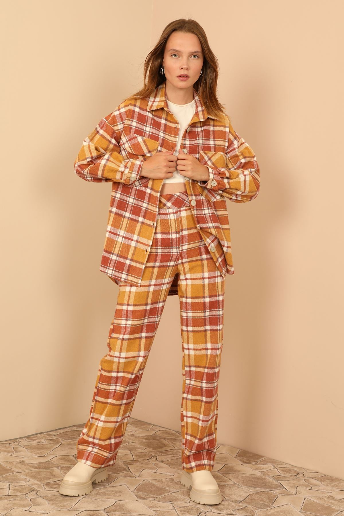 Ekose Kumaş Rahat Kalıp Kadın Pantolon-Taba