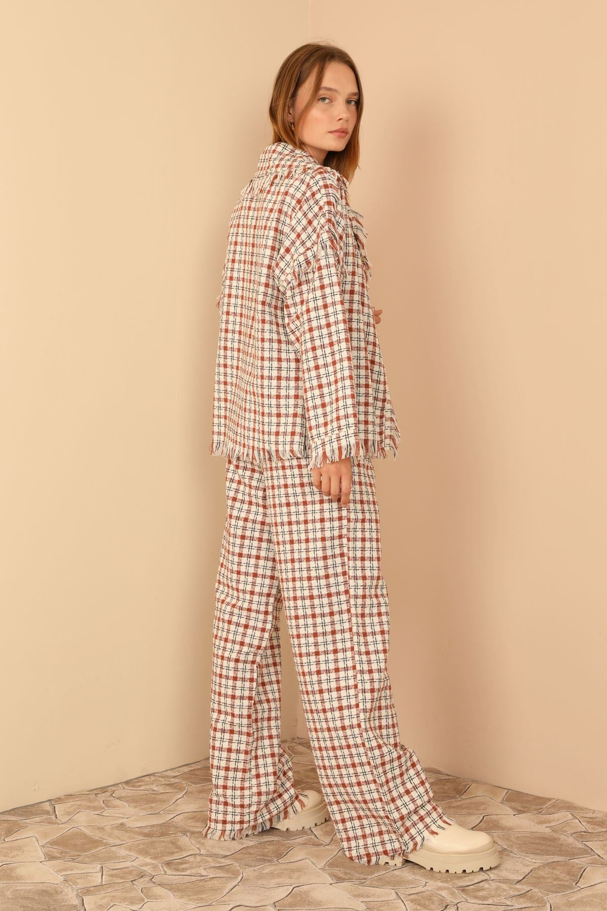 Tüvit Kumaş Uzun Kol Basen Boy Bol Kalıp Kadın Ceket-Taba