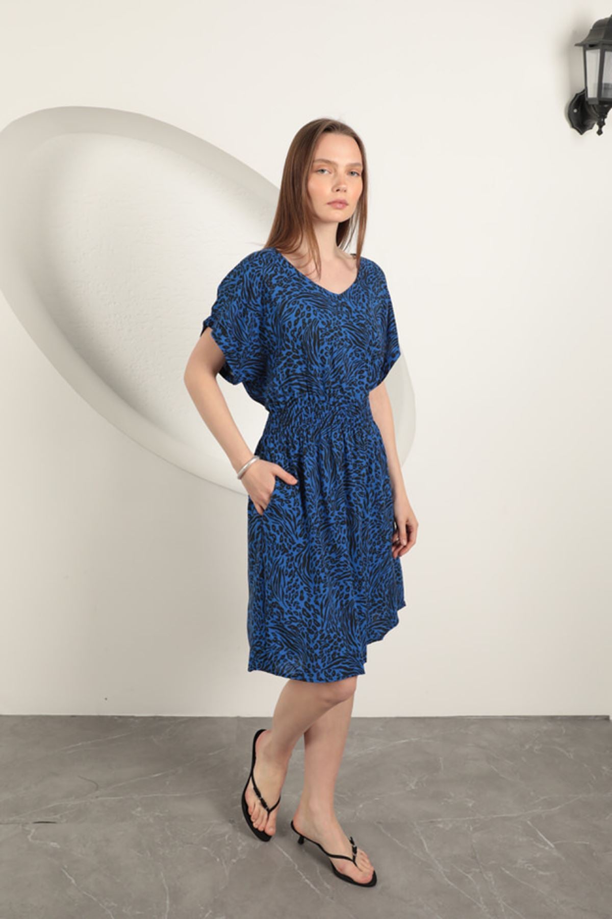 Viskon Kumaş Desenli Elbise-Saks