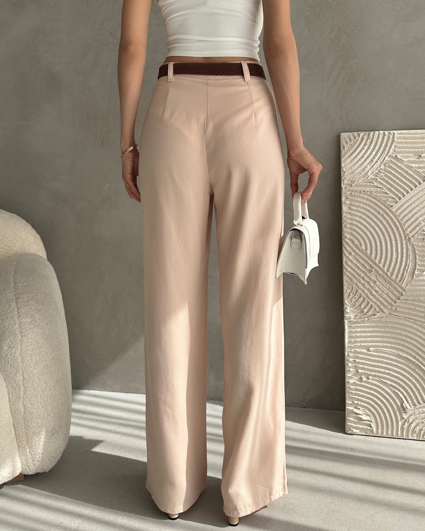 Beli Kemerli Keten Pantolon