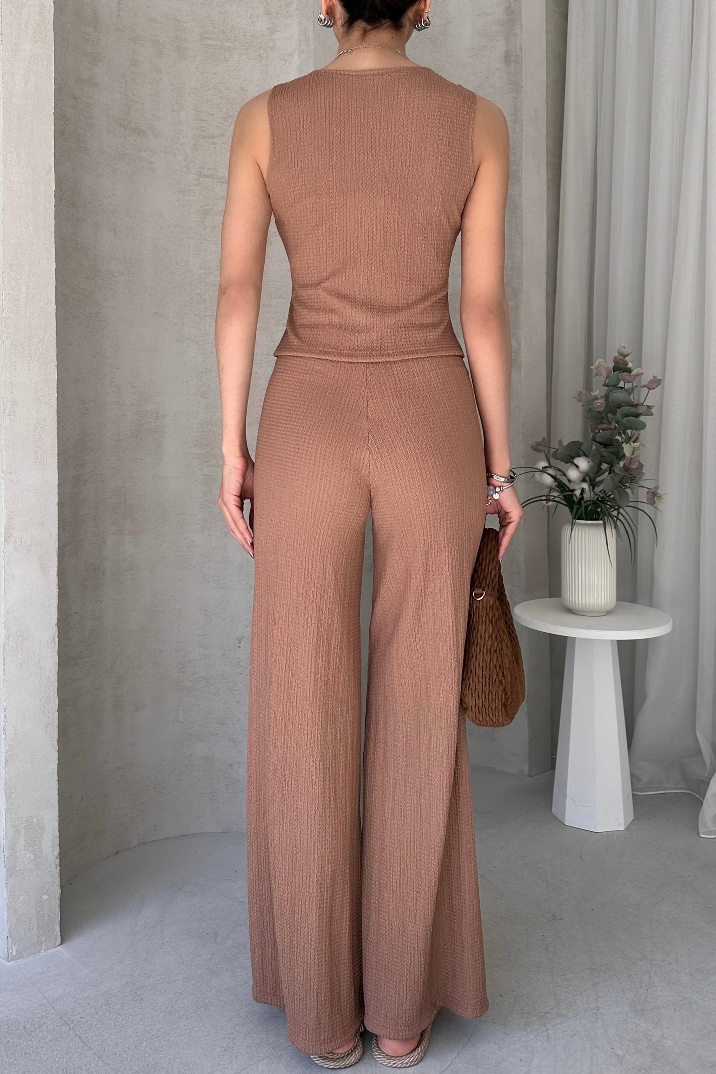 Yüksek Bel Rahat Pantolonlu Kolsuz Yelekli Takım