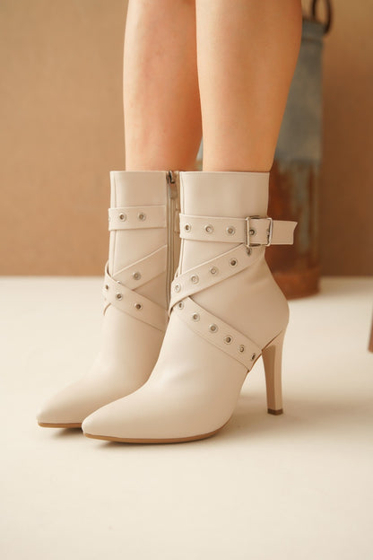 Atye Bej Cilt Topuklu Bot