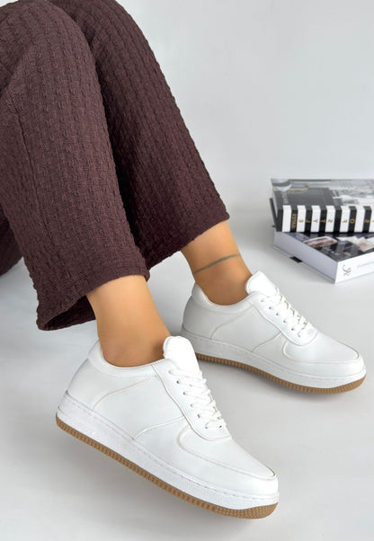 Ceyyan Beyaz Cilt Bağcıklı Spor Ayakkabı