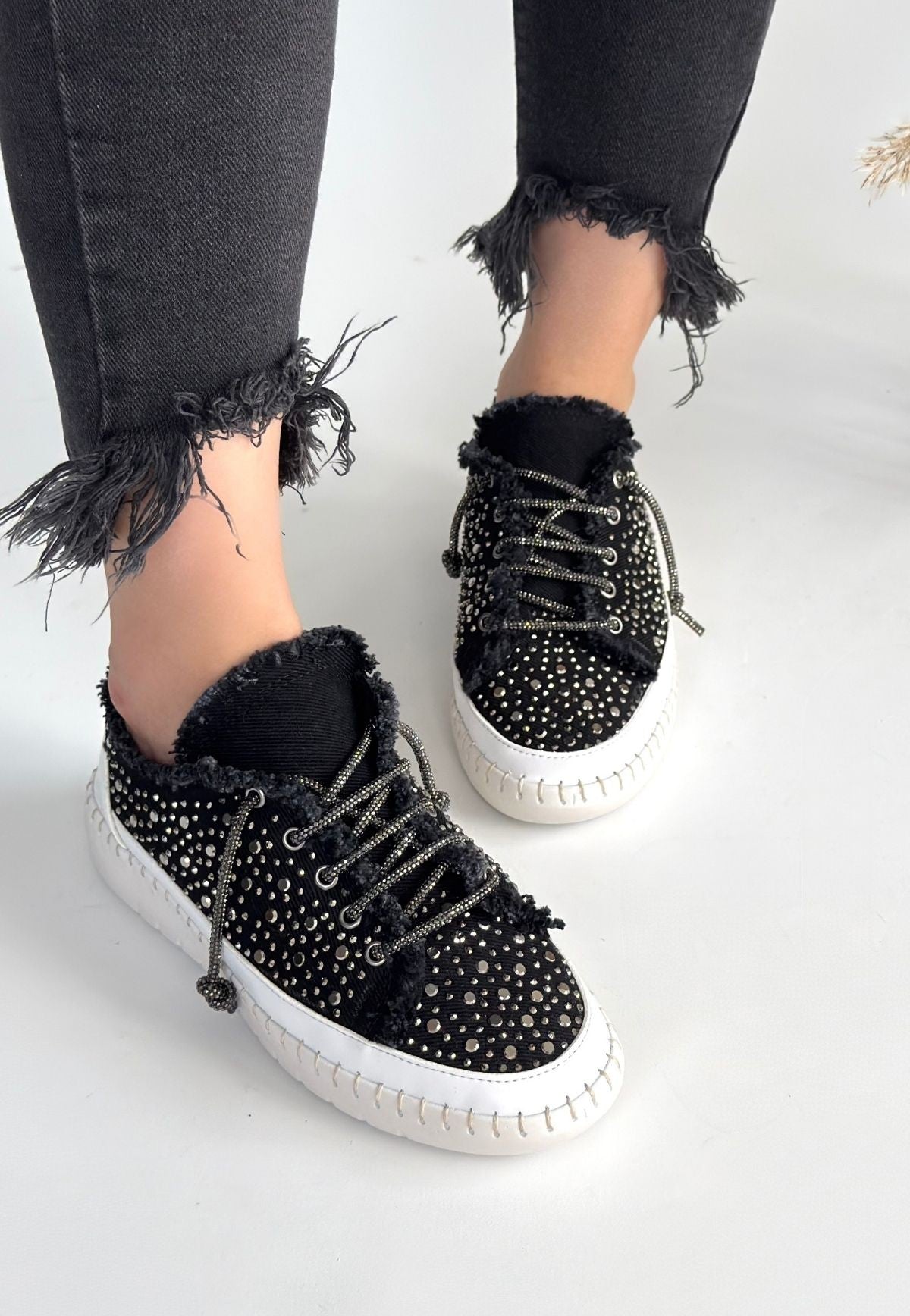 Guji Siyah Kot Bağcıklı Spor Ayakkabı