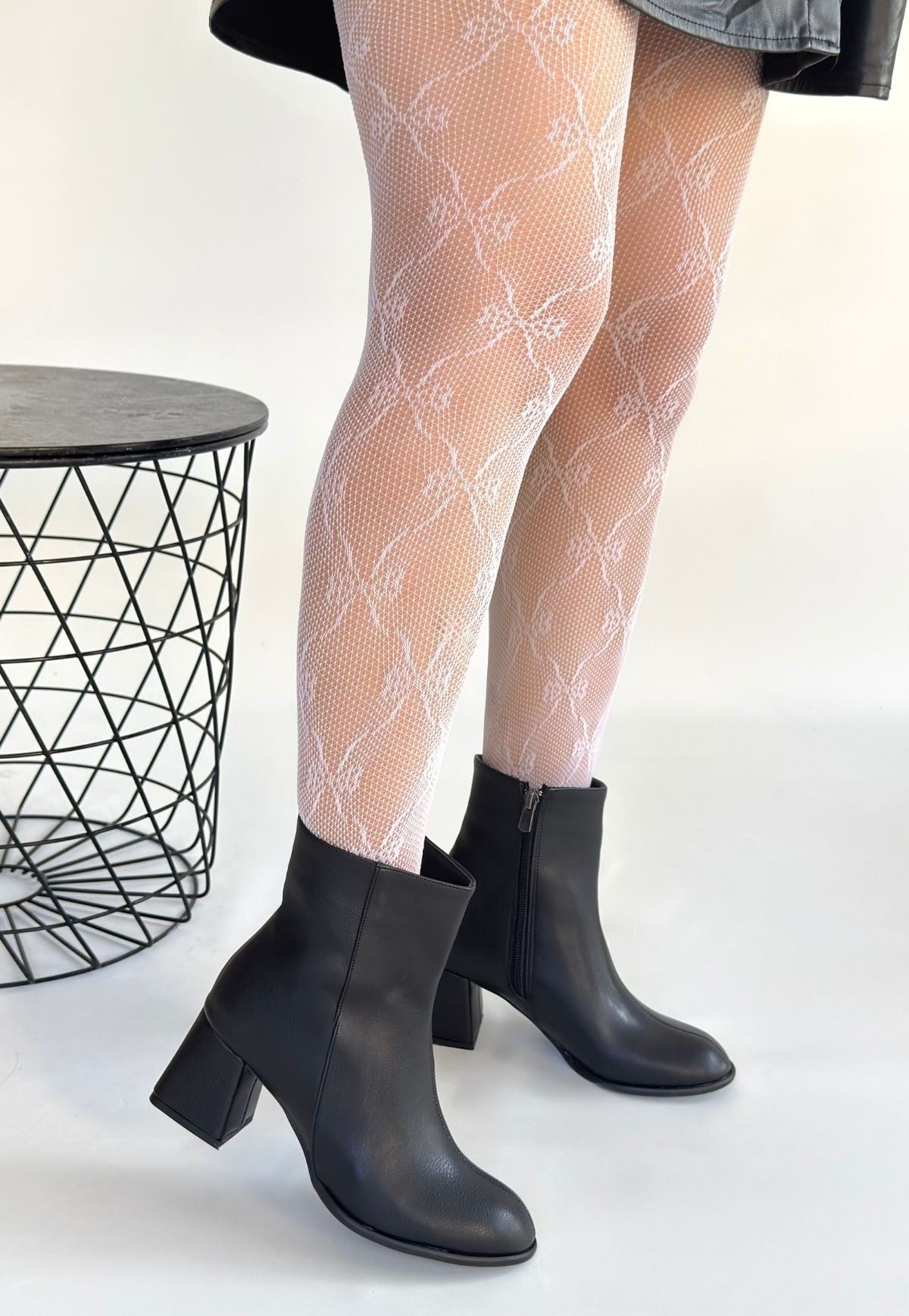 Tendy Siyah Cilt Topuklu Bot