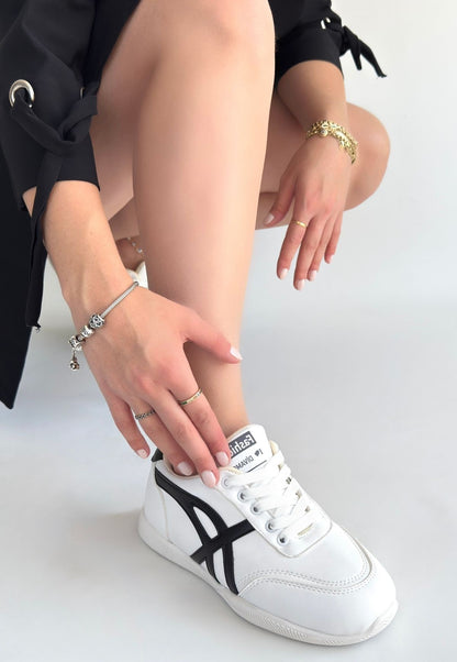 Zlay Beyza Cilt Siyah Detaylı Bağcıklı Spor Ayakkabı