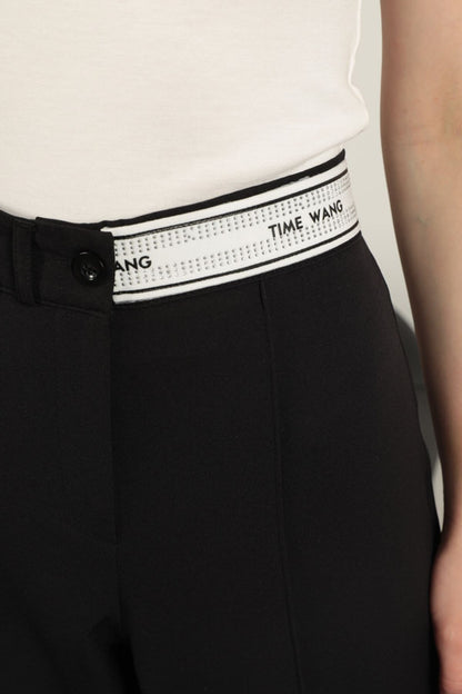 Atlas Kumaş Kemeri Taş Detaylı Pantolon-Siyah