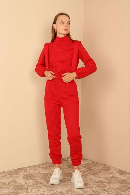 Kapitone Kumaş Boğazlı Yaka Omuz Detaylı Kadın Takım-Kırmızı