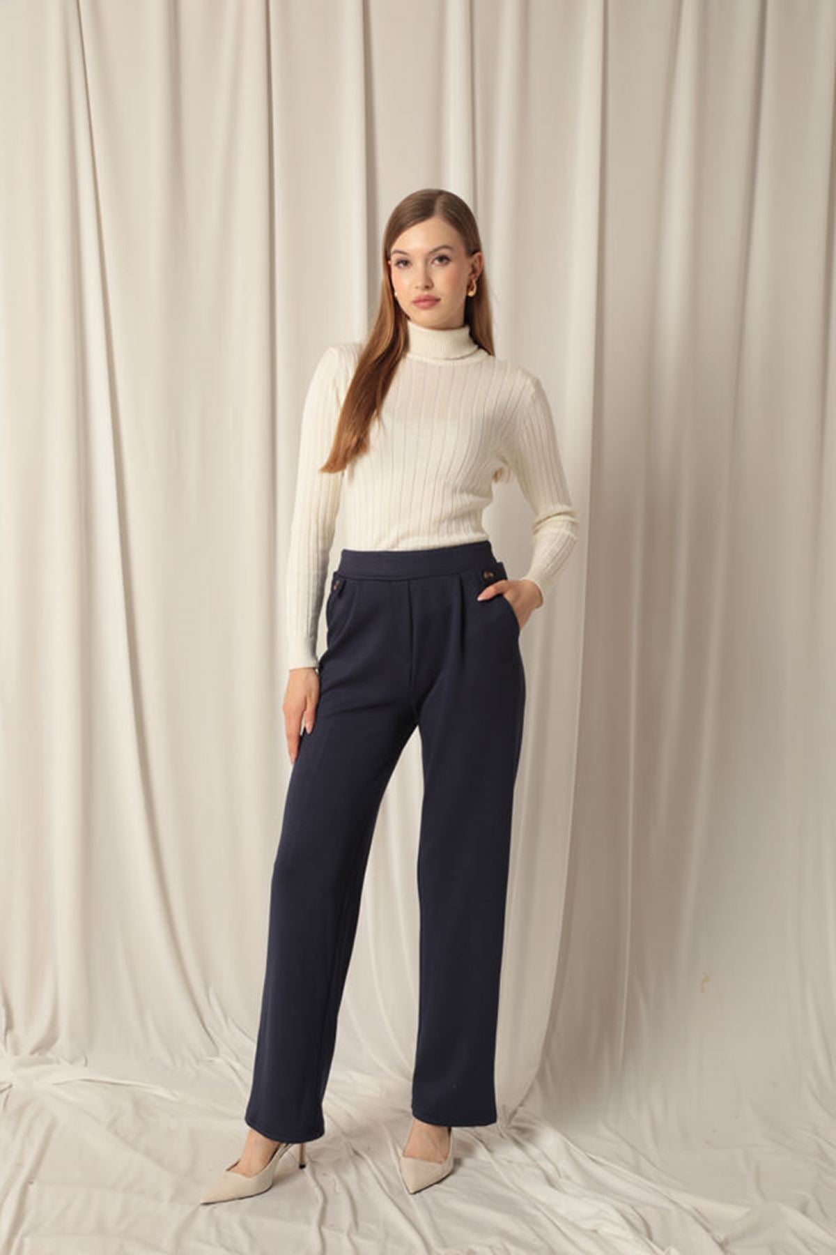 Modal Kumaş Yanları Düğmeli Kadın Lacivert Pantolon