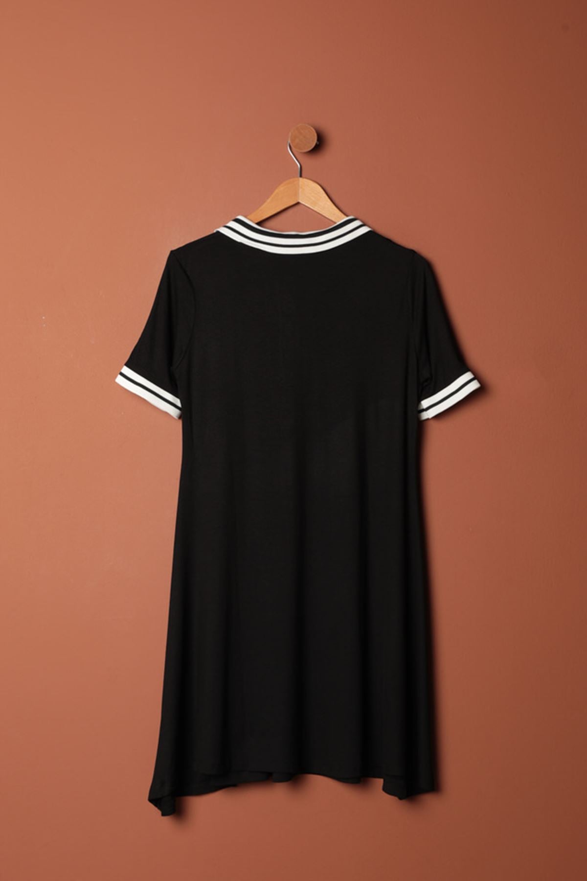 Süprem Kumaş Polo Yaka Elbise-Siyah