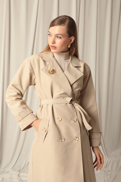 Torino Kumaş Broşlu Maxi Boy Kadın Taş Trençkot