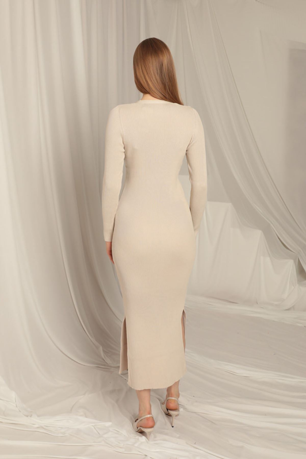 Triko Kumaş Düğmeli Kadın Taş Elbise