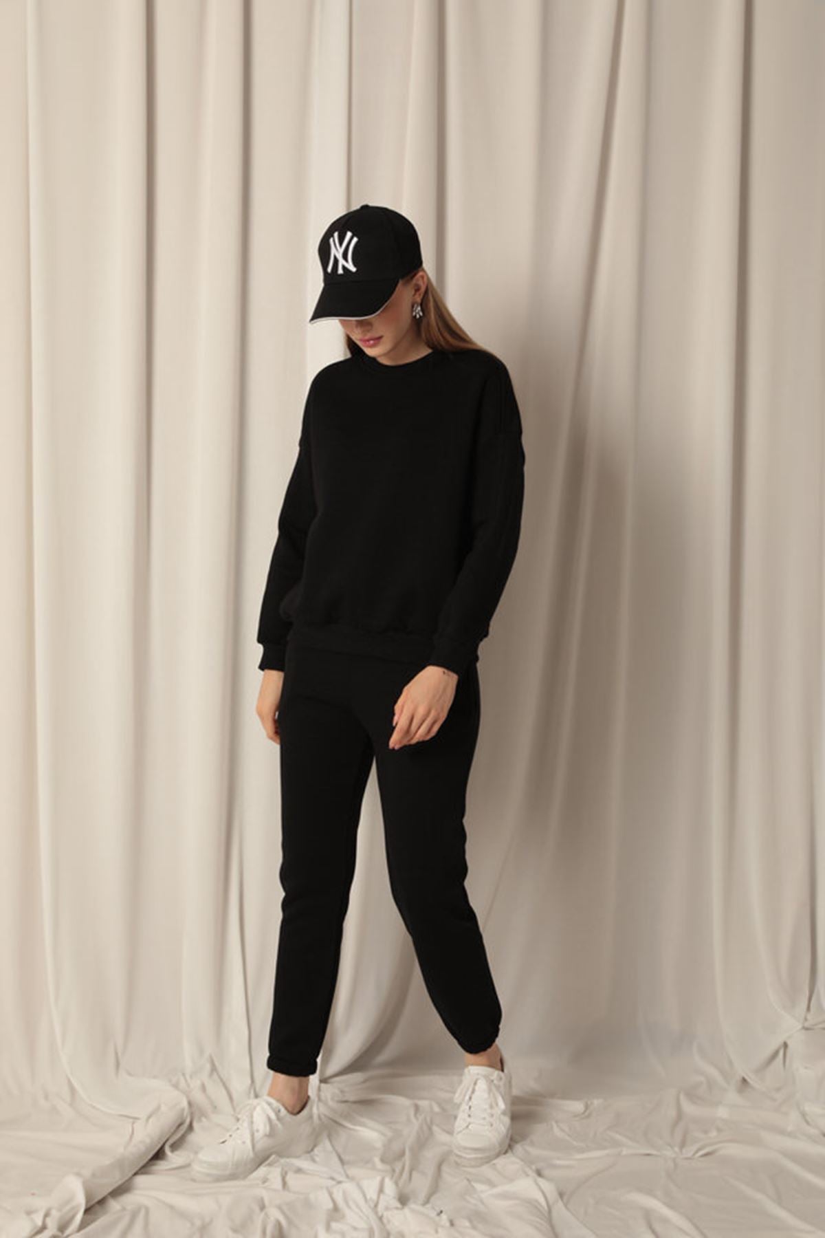 Üç İplik Kumaş Paçası Beli Lastikli Kadın Siyah Eşofman Altı