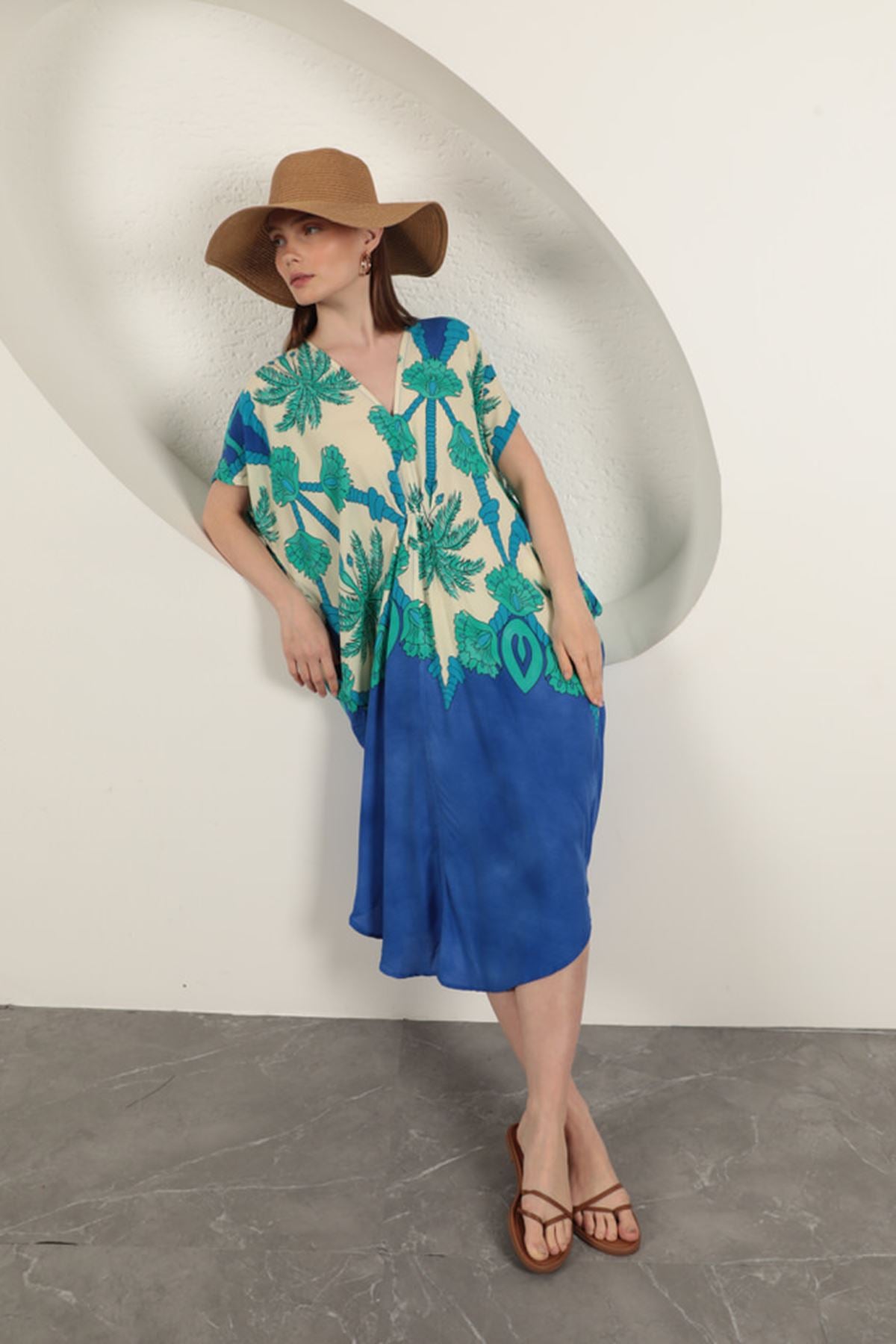 Viskon Kumaş Desenli Elbise-Saks