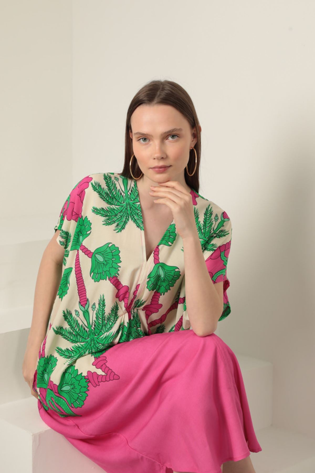 Viskon Kumaş Desenli Elbise-Fuşya