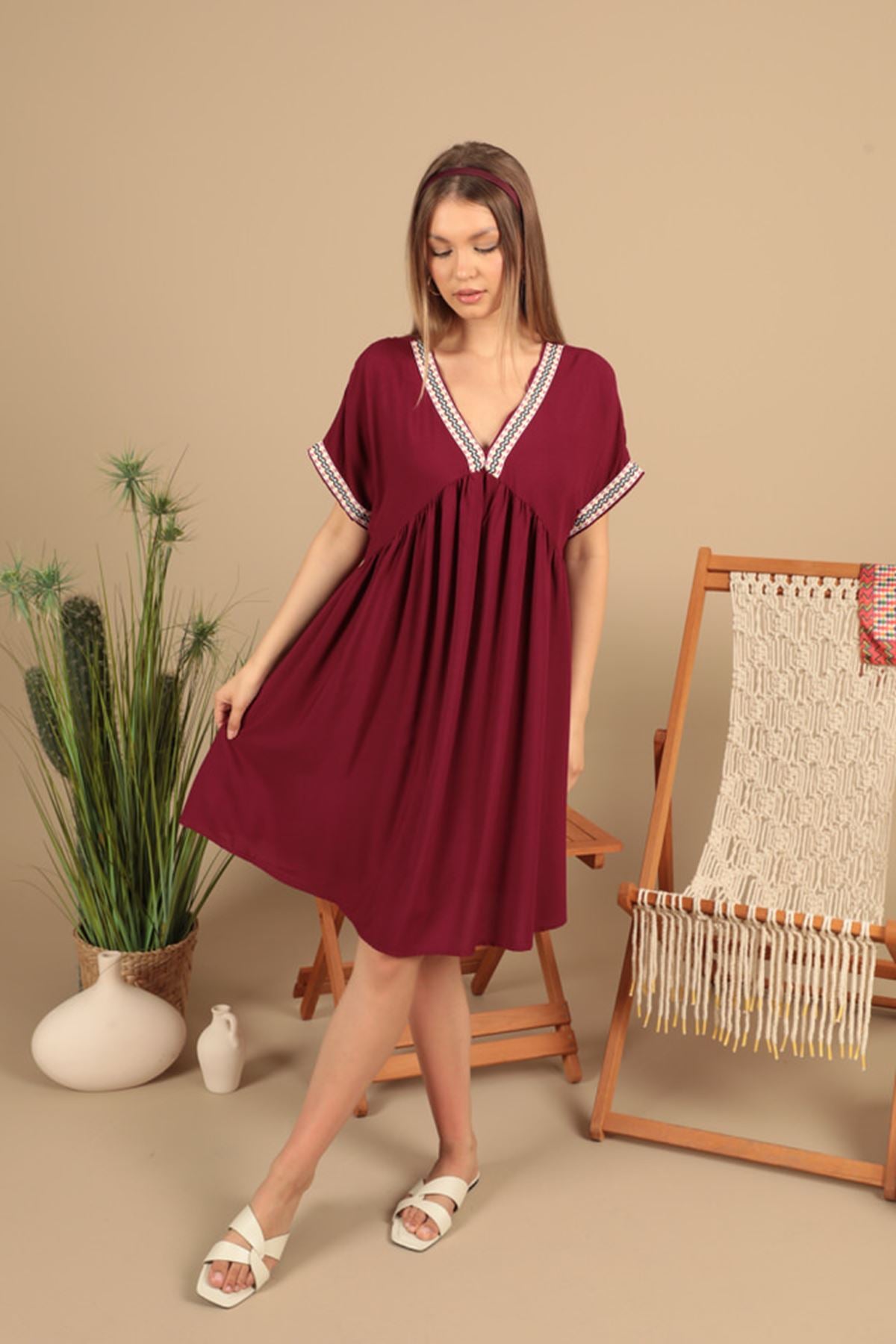 Viskon Kumaş Yakası Kolu Şerit Detaylı Elbise-Bordo