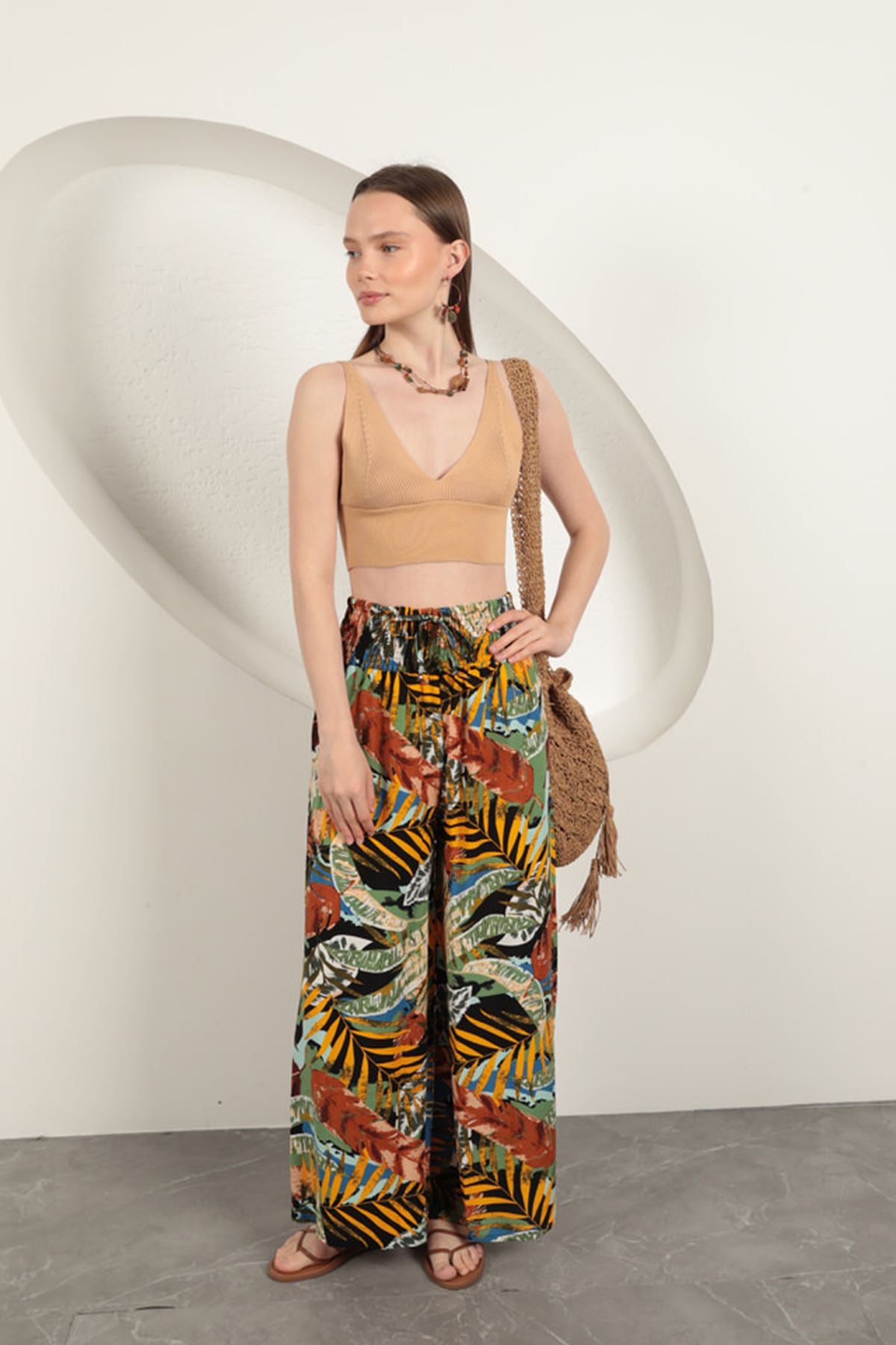 Viskon Kumaş Yaprak Desenli Pantolon-Sarı