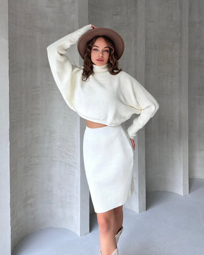 Balıkçı Yaka Yarasa Kol Bluz Ve Etek İkili Triko Takım