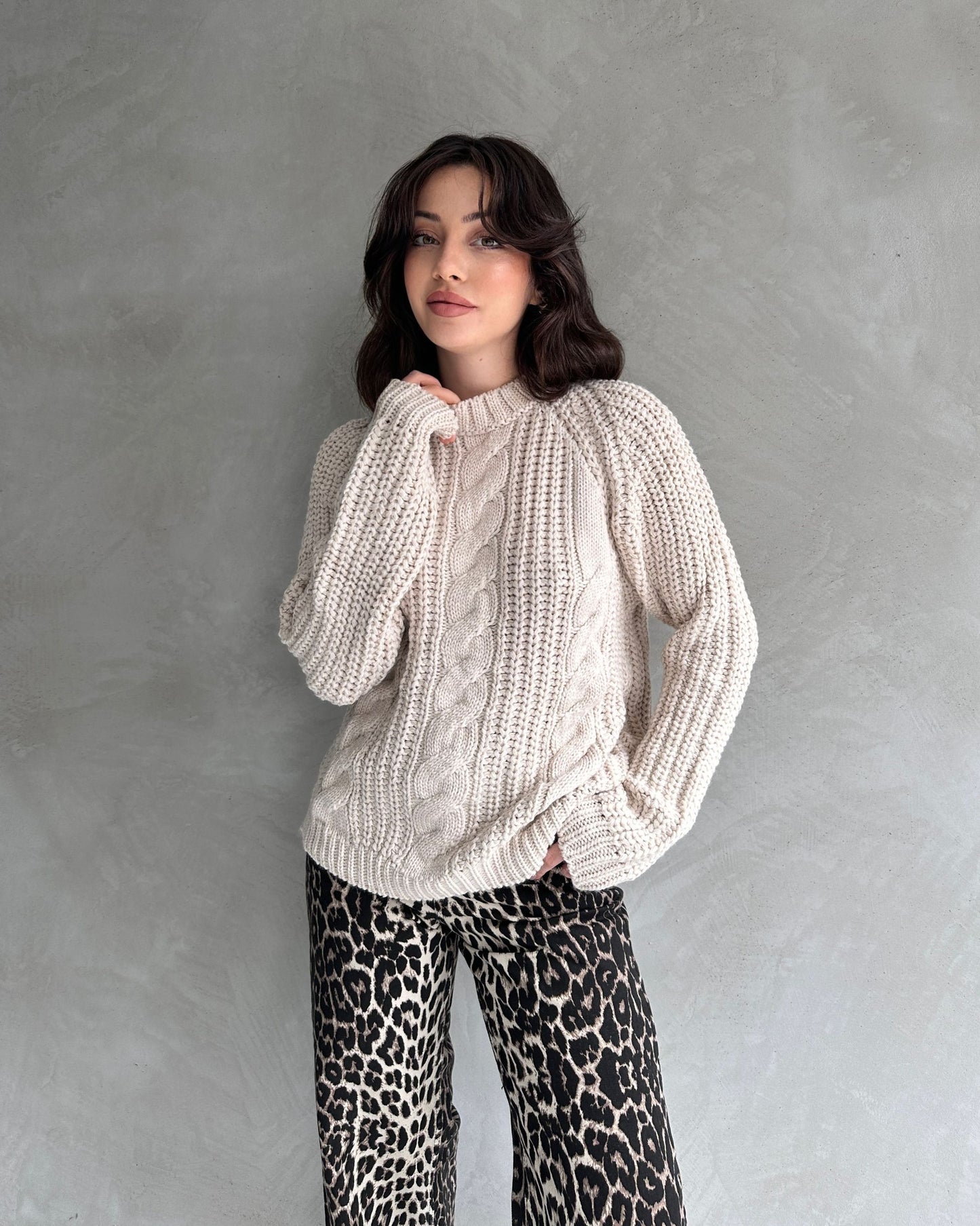 Bisiklet Yaka Örgü Desenli Triko Kazak