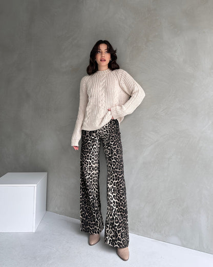 Bisiklet Yaka Örgü Desenli Triko Kazak