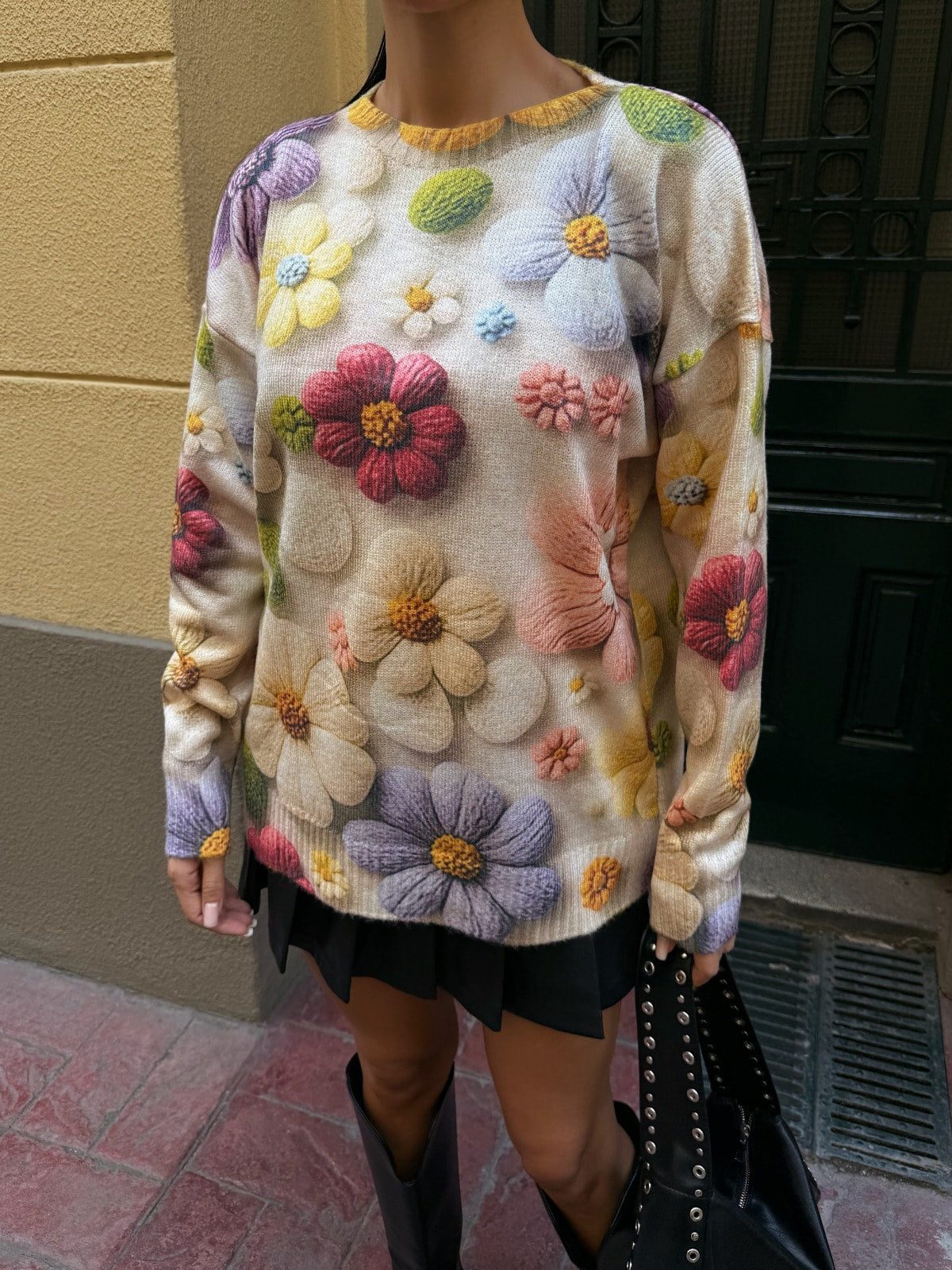 Bisiklet Yaka Desenli Triko Kazak