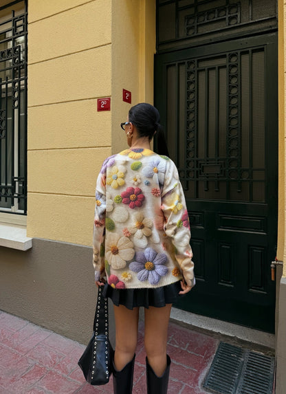 Bisiklet Yaka Desenli Triko Kazak