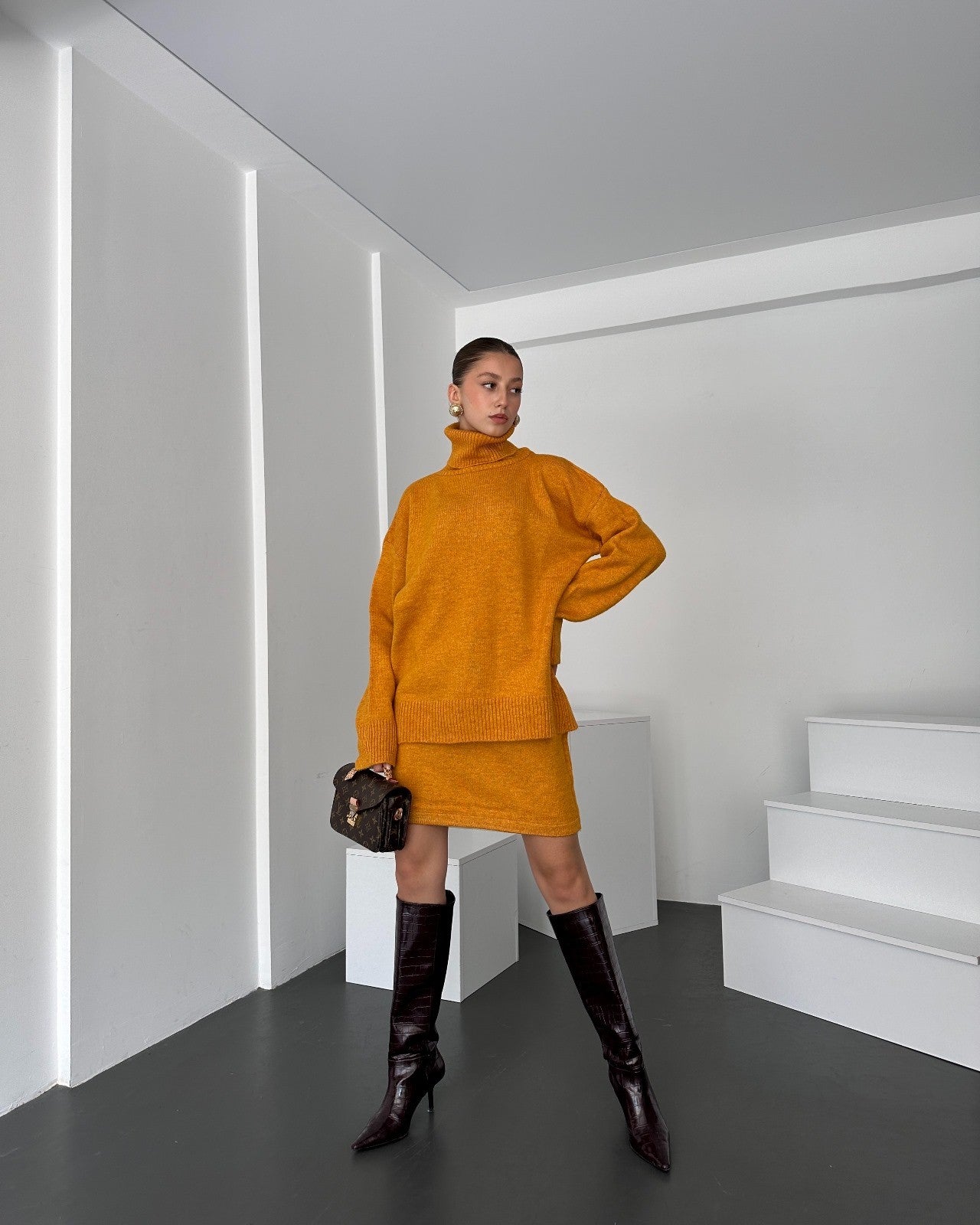 Boğazlı Kazak Ve Etek  İkili Takım