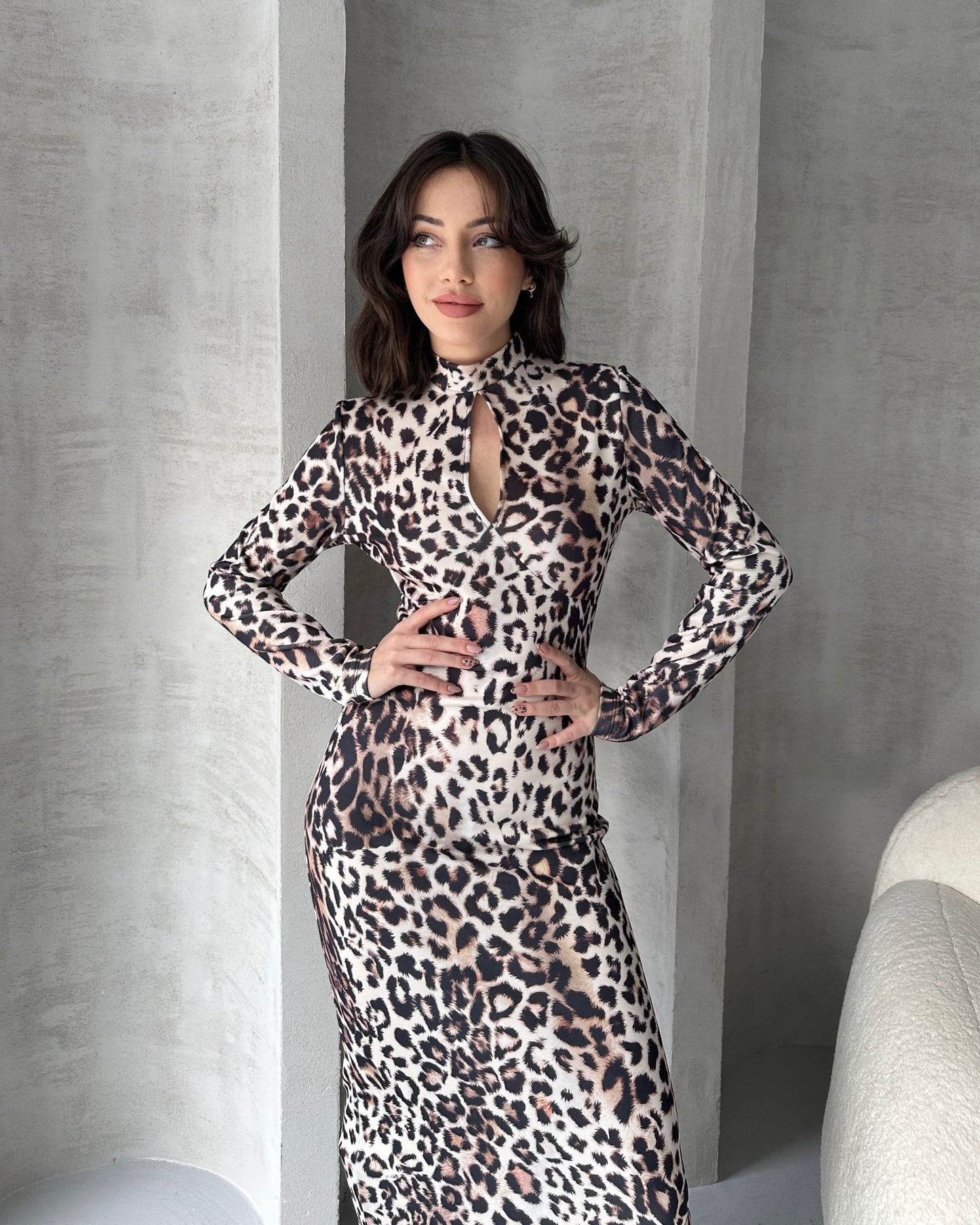 Öpücük Yaka Maxi Boy Desenli Elbise